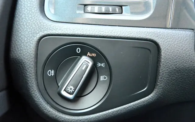 VOLKSWAGEN Golf 1.5 TSI BMT Evo Comfortline