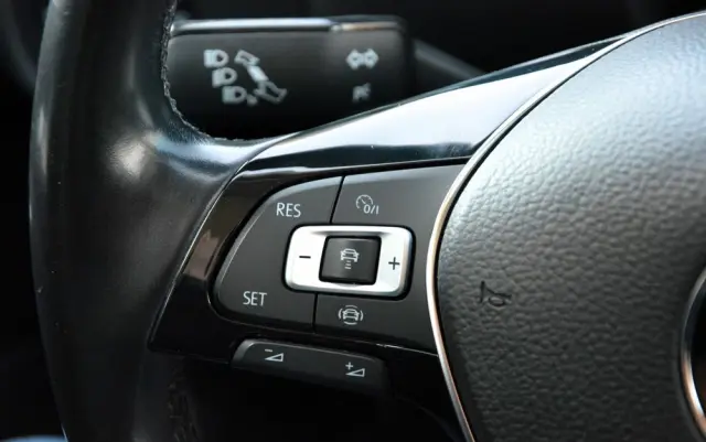 VOLKSWAGEN Golf 1.5 TSI BMT Evo Comfortline