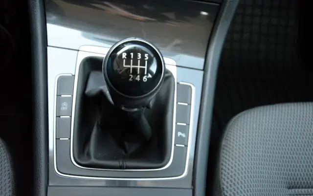 VOLKSWAGEN Golf 1.5 TSI BMT Evo Comfortline