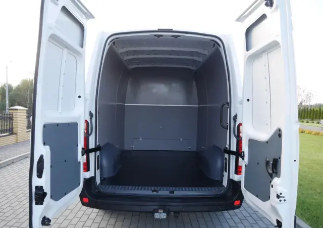 RENAULT Master Doka Brydadówka 7-osob./Salon PL 