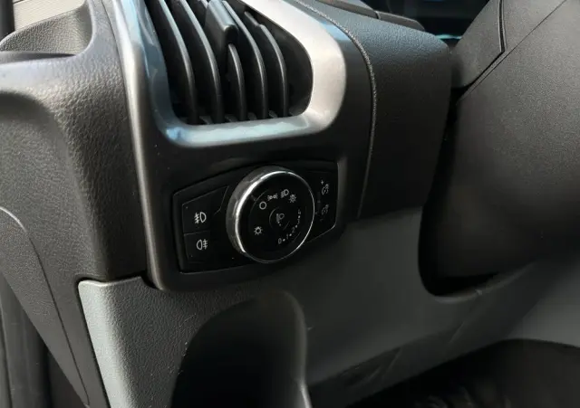 FORD Transit Custom L2H2 VA Trend