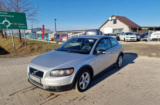 VOLVO C30 2.0D (136 KM)