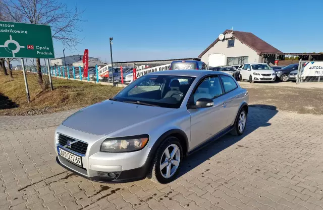 VOLVO C30 2.0D (136 KM)