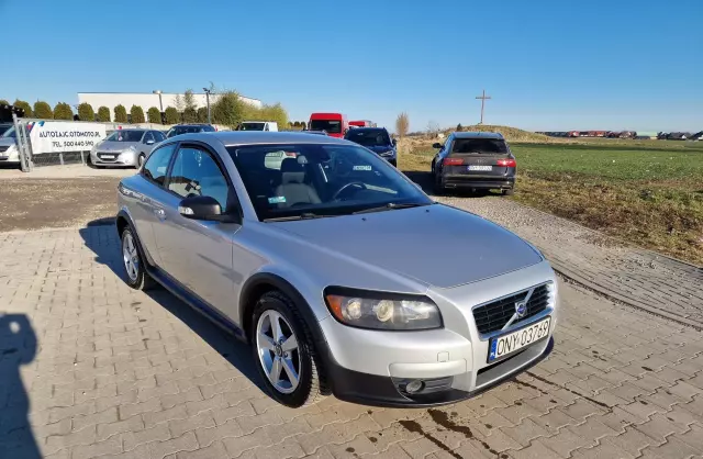 VOLVO C30 2.0D (136 KM)