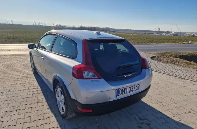 VOLVO C30 2.0D (136 KM)