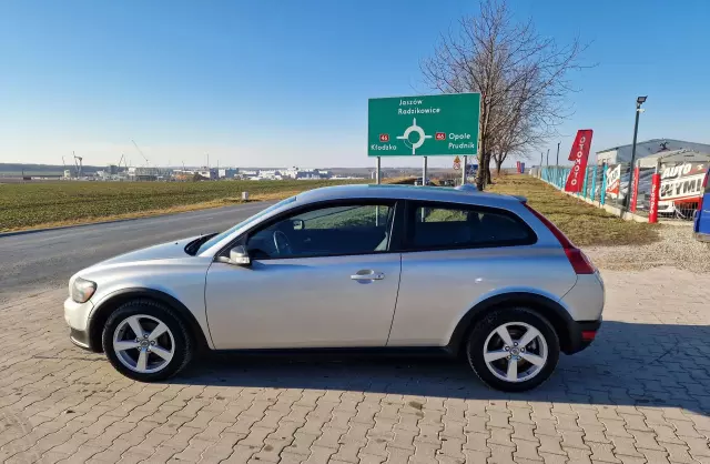 VOLVO C30 2.0D (136 KM)