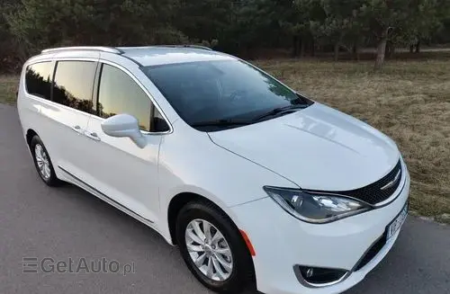 CHRYSLER Pacifica 