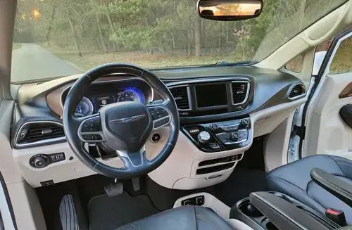 CHRYSLER Pacifica 