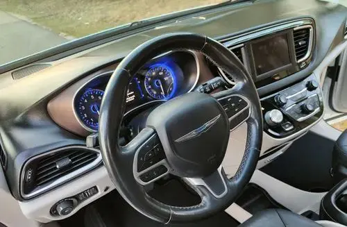 CHRYSLER Pacifica 