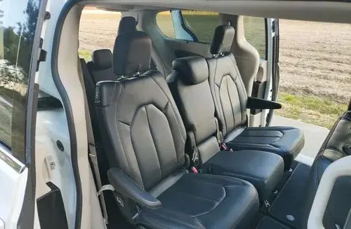 CHRYSLER Pacifica 
