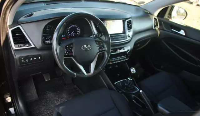 HYUNDAI Tucson 1.7 CRDI (141 KM) DCT
