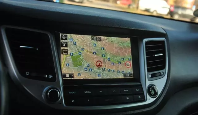 HYUNDAI Tucson 1.7 CRDI (141 KM) DCT