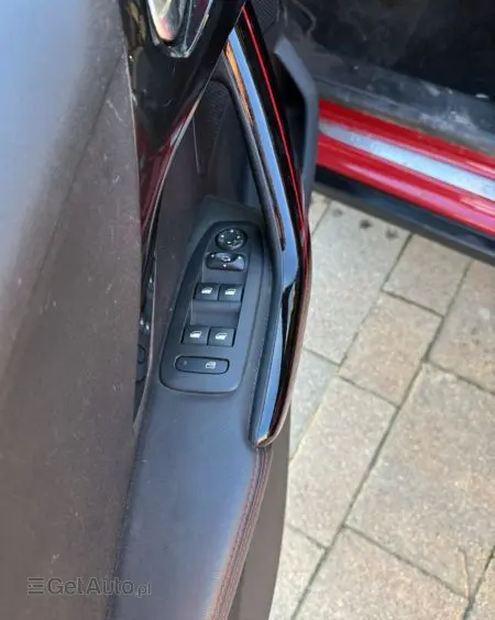 PEUGEOT 2008 PureTech 110 Stop&Start GT-Line Edition