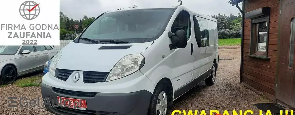 RENAULT Trafic 