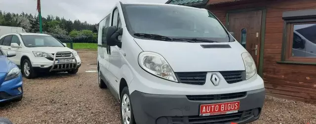 RENAULT Trafic 