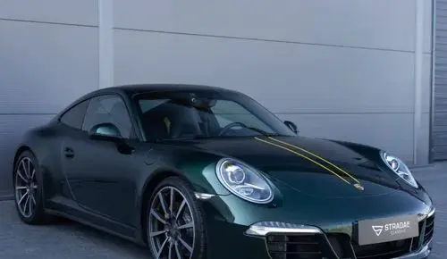 PORSCHE 911 Carrera 