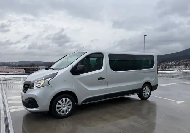 RENAULT Trafic 