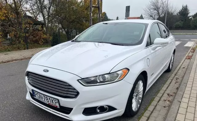 FORD Fusion 