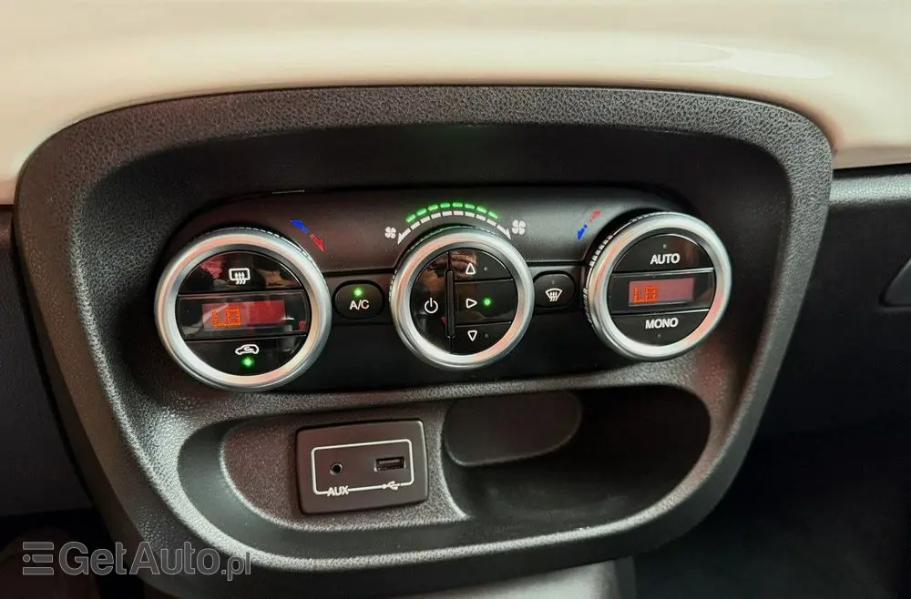 FIAT 500L 1.4 16V Trekking Lite