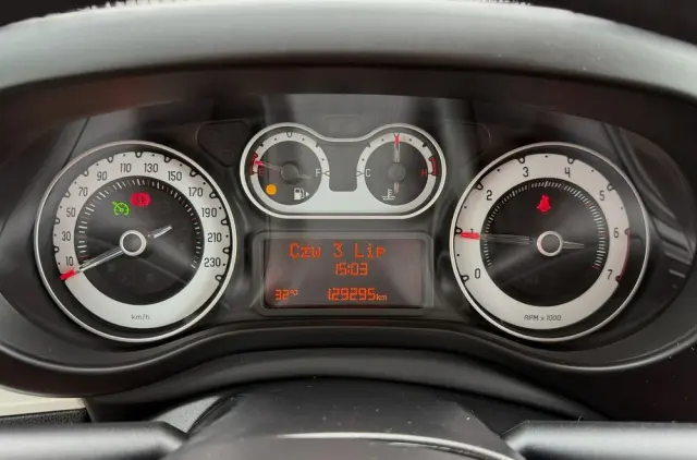 FIAT 500L 1.4 16V Trekking Lite