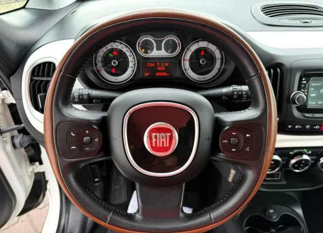 FIAT 500L 1.4 16V Trekking Lite