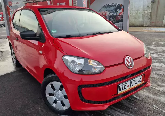 VOLKSWAGEN Up! 1.0 beats
