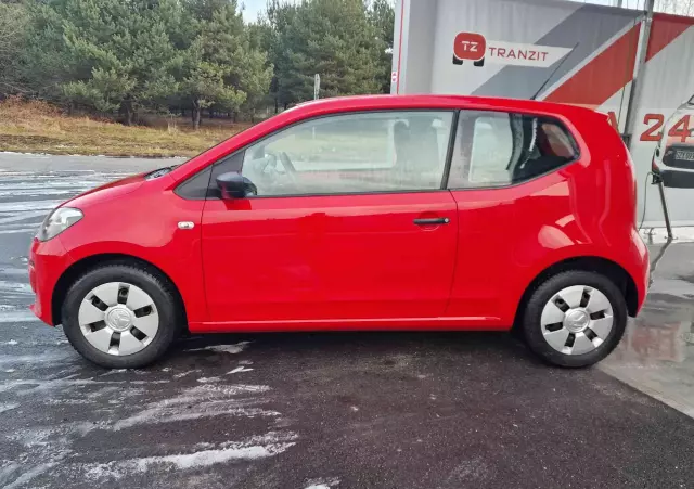 VOLKSWAGEN Up! 1.0 beats