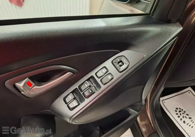 HYUNDAI Ix35 2.0 Premium 2WD