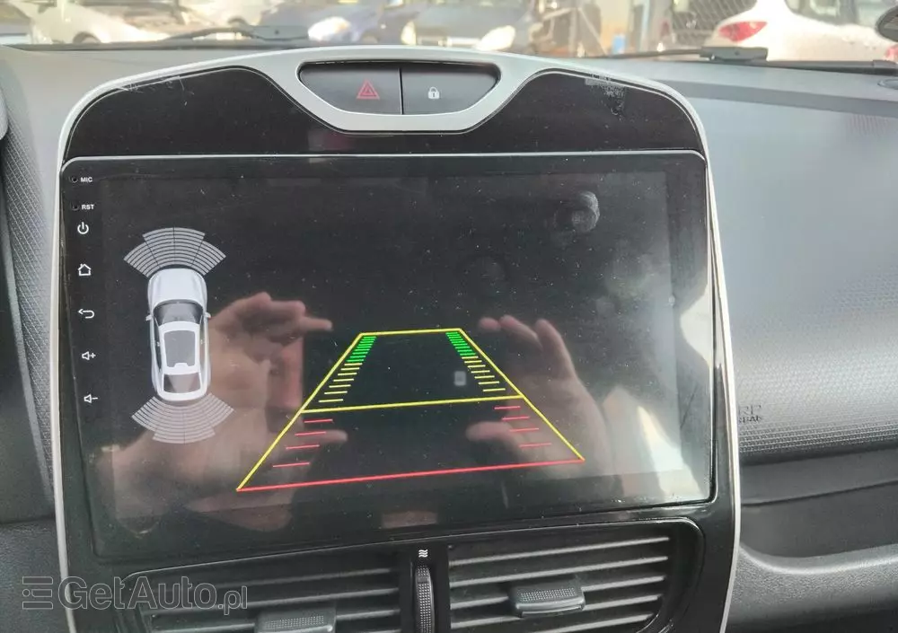 RENAULT Clio 1.2 16V 75 LIMITED