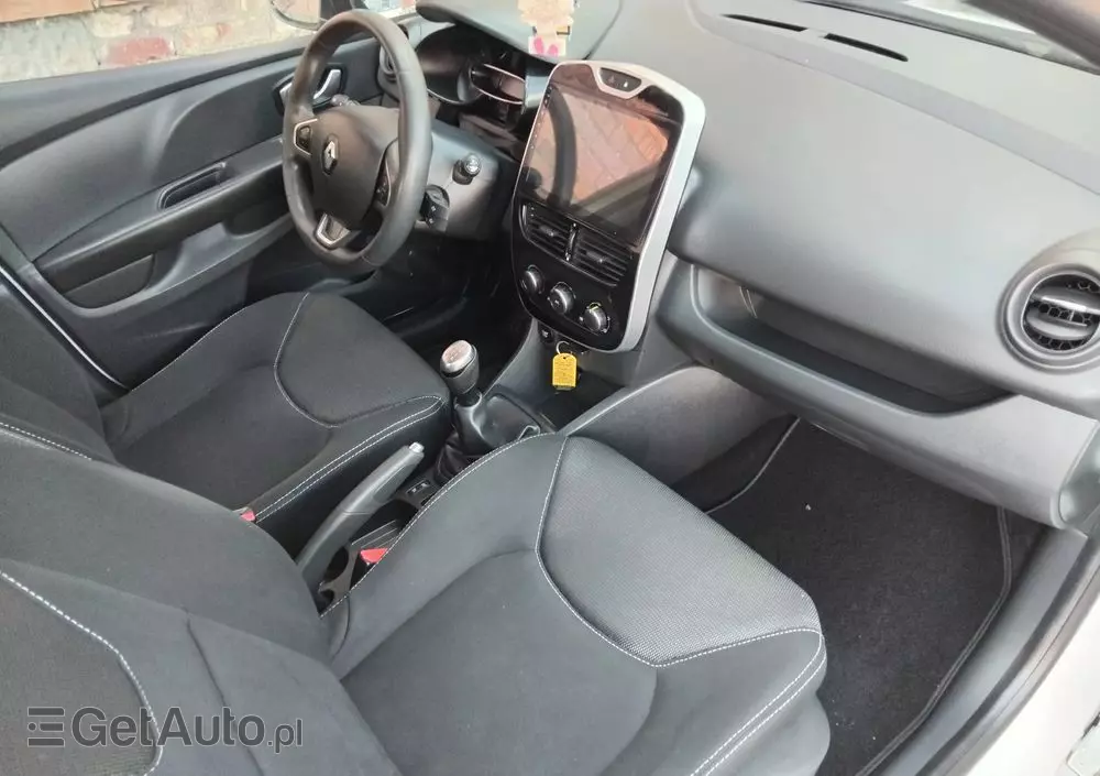 RENAULT Clio 1.2 16V 75 LIMITED