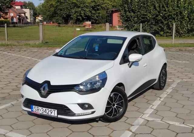 RENAULT Clio 1.2 16V 75 LIMITED
