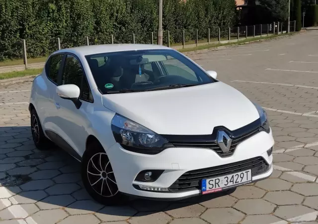 RENAULT Clio 1.2 16V 75 LIMITED