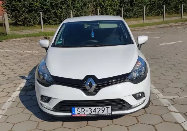 RENAULT Clio 1.2 16V 75 LIMITED