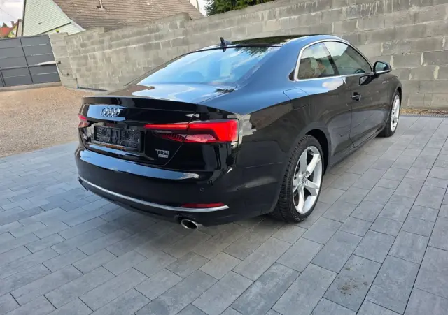 AUDI A5 Coupé 