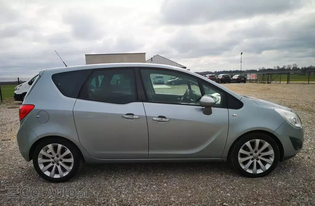 OPEL Meriva 
