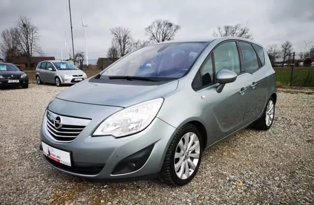 OPEL Meriva 
