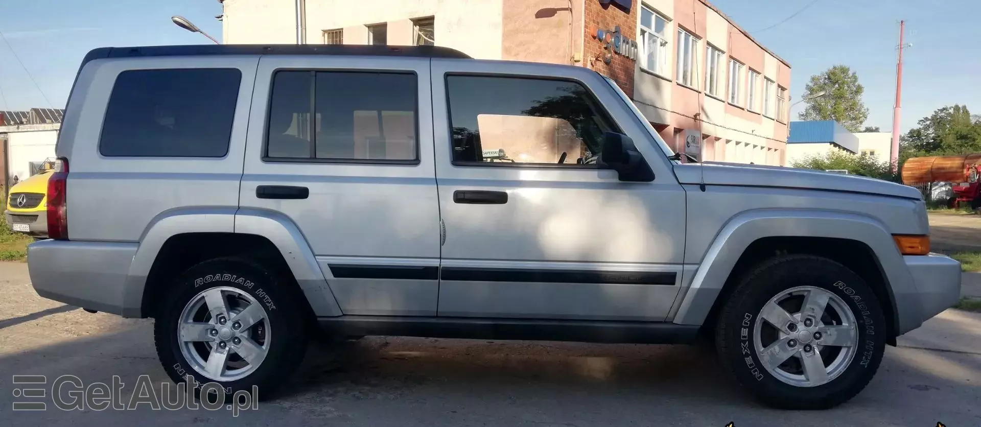 JEEP Commander 3.7 i V6 4WD (213 KM)