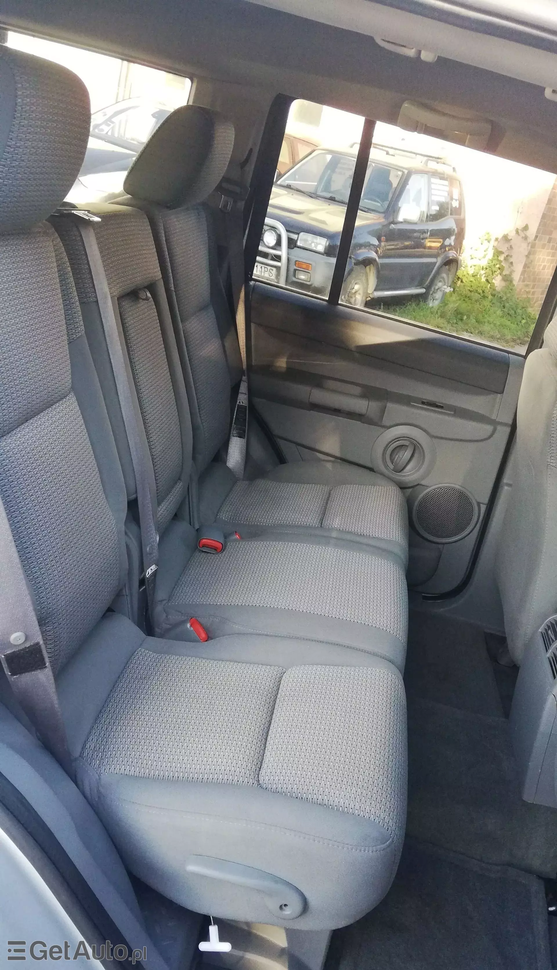 JEEP Commander 3.7 i V6 4WD (213 KM)