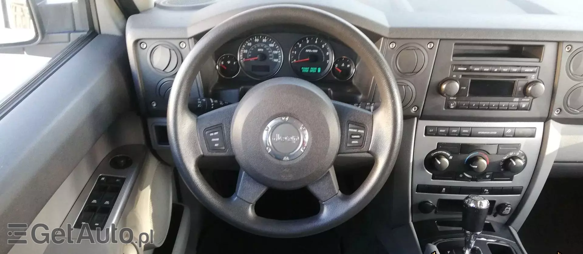 JEEP Commander 3.7 i V6 4WD (213 KM)