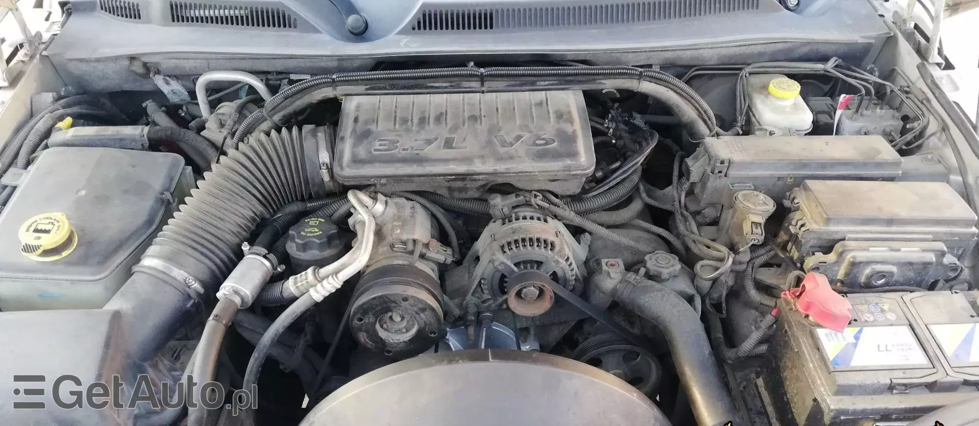 JEEP Commander 3.7 i V6 4WD (213 KM)