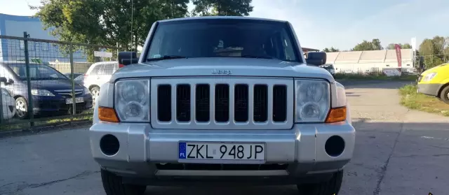 JEEP Commander 3.7 i V6 4WD (213 KM)