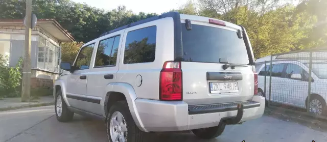 JEEP Commander 3.7 i V6 4WD (213 KM)