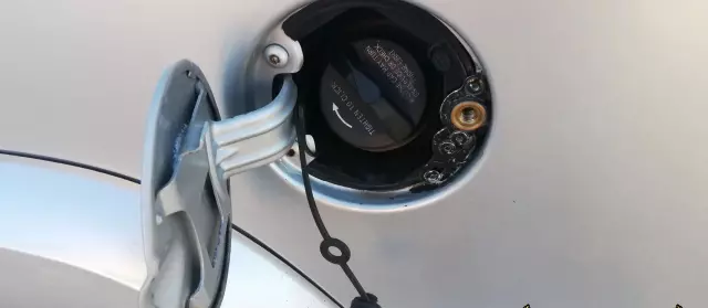 JEEP Commander 3.7 i V6 4WD (213 KM)