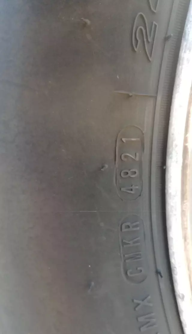 JEEP Commander 3.7 i V6 4WD (213 KM)