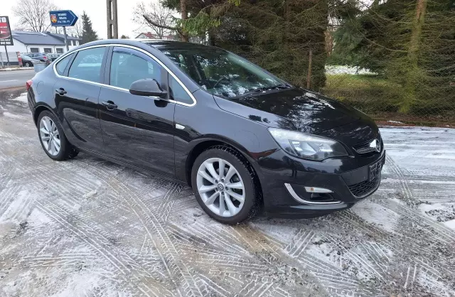OPEL Astra 1.7 CDTI (110 KM)