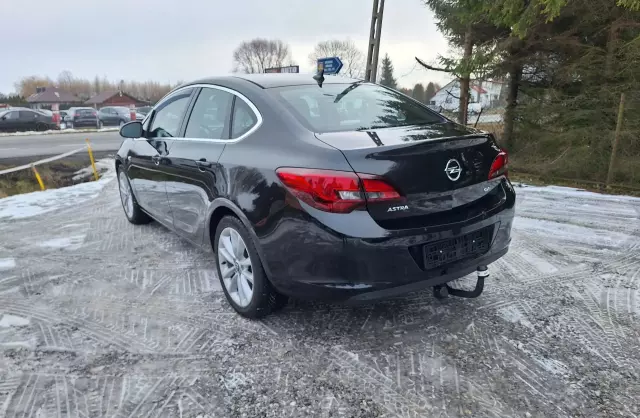 OPEL Astra 1.7 CDTI (110 KM)