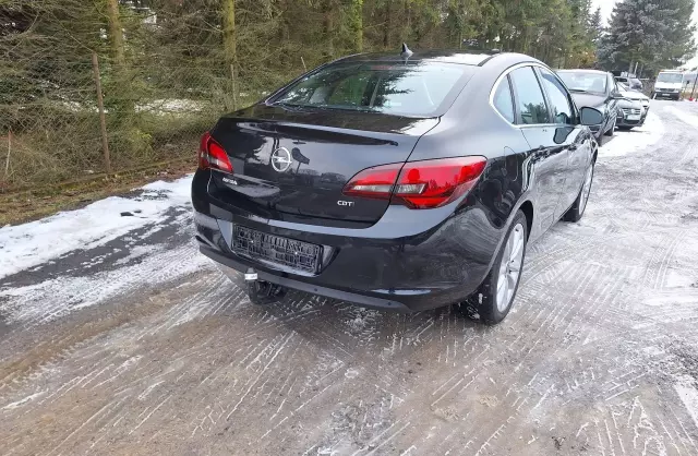 OPEL Astra 1.7 CDTI (110 KM)