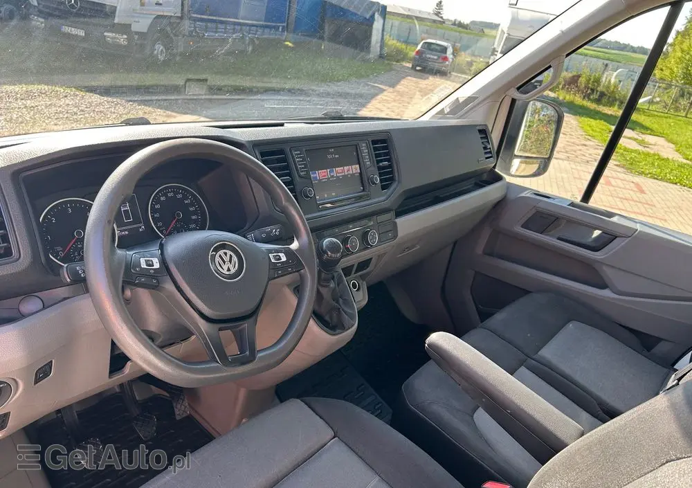 VOLKSWAGEN Crafter 