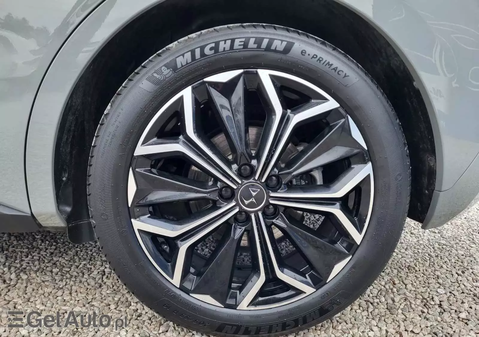 CITROËN DS4 E-TENSE 225 BASTILLE