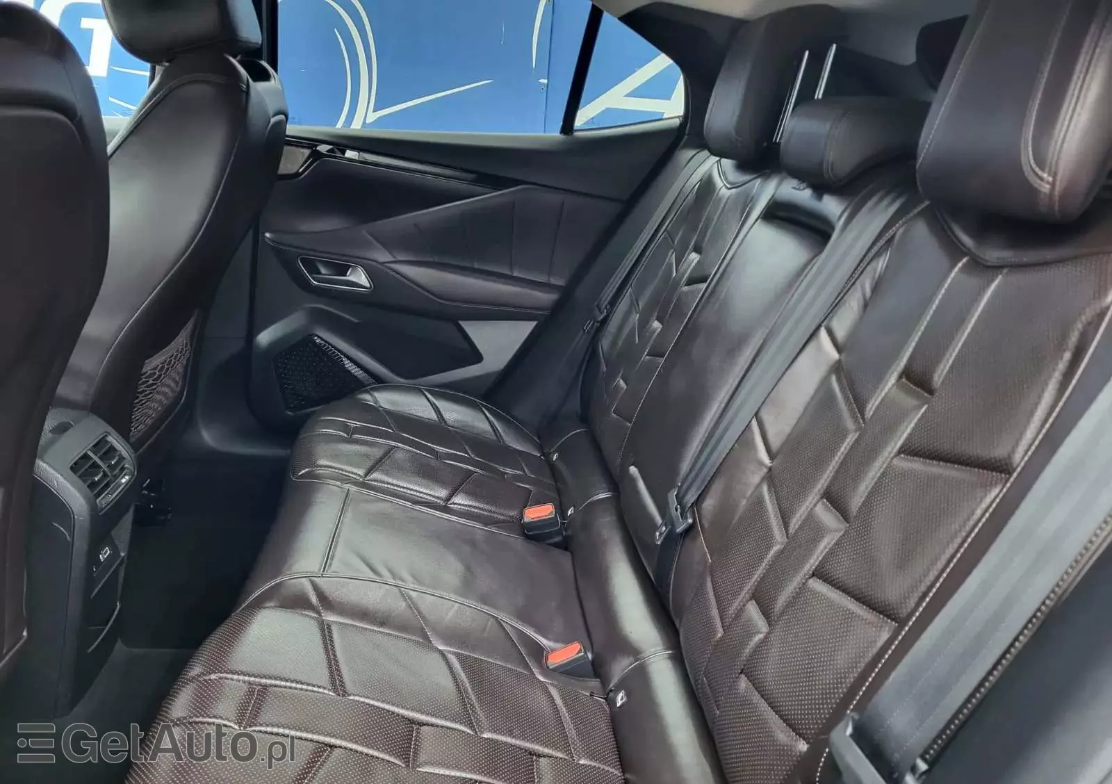 CITROËN DS4 E-TENSE 225 BASTILLE